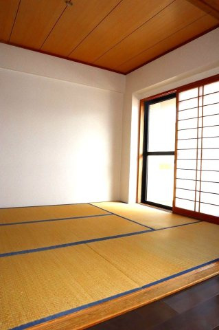 ライオンズマンション徳島南佐古の和室