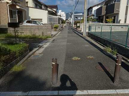 廿日市市串戸４丁目の前面道路含む現地写真