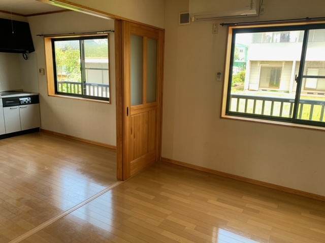 コーポロウタスの居間・リビング