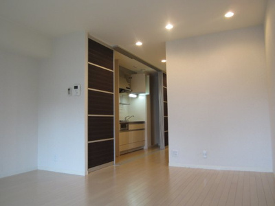 【洋室】 | Ｎｏｒｔｈグランドメゾン三国ヶ丘