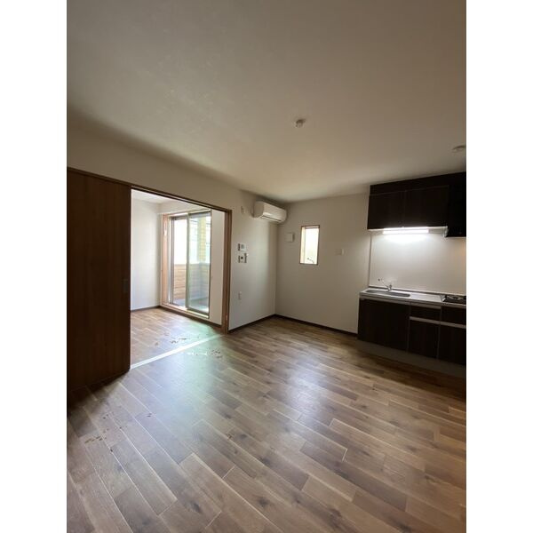 Taste堀田　名古屋市賃貸　仲介手数料無料の居間・リビング|写真は202号室