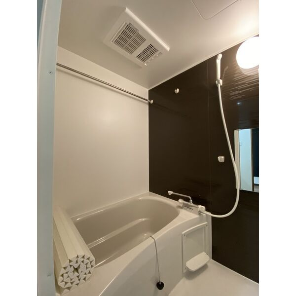 Taste堀田　名古屋市賃貸　仲介手数料無料の浴室|写真は202号室