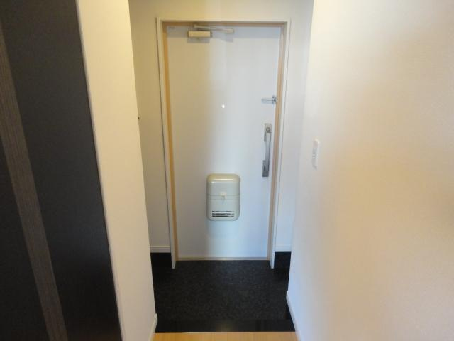 【玄関】 | モイス・シャーム | 玄関