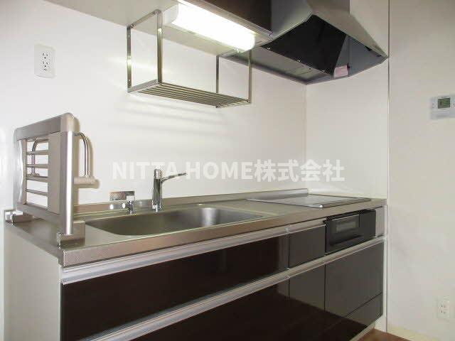 アプリコットのキッチン|IH完備のオープンキッチンです◆