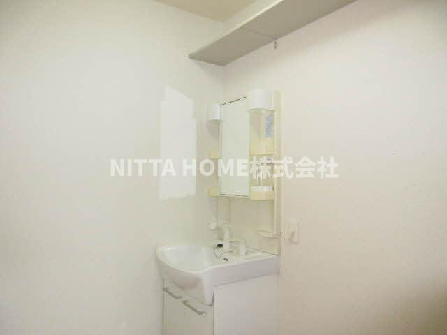 アプリコットの洗面所|シャワー付きの洗面化粧台もありますよ♪