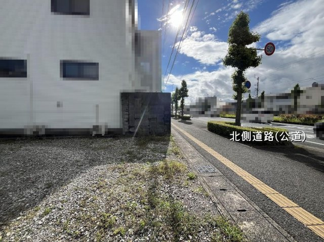 【前面道路含む現地写真】 | 高知市東城山町