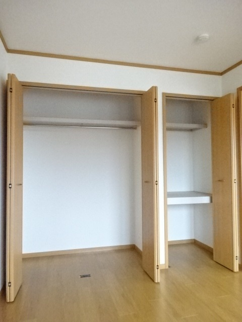 サンリットガーデンAの収納