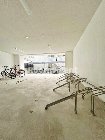 RESIDENCIA御器所のエントランス