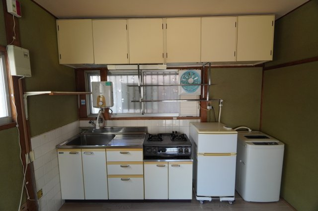 宮脇町戸建のキッチン