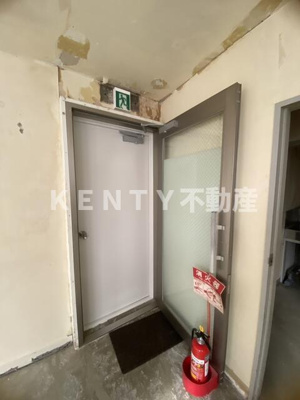 【玄関】 | 中村ビル | ゆったりとした玄関です