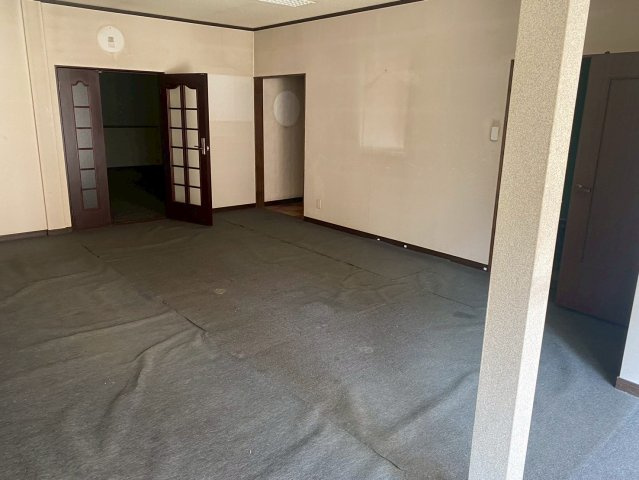 京都市伏見区向島本丸町の事務所の内装