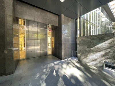 【エントランス】 | クロスエアタワー | 毎日通るエントランスはこのようになっています