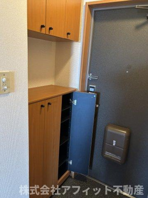 【玄関】 | ビューオンザヒル | シューズボックス