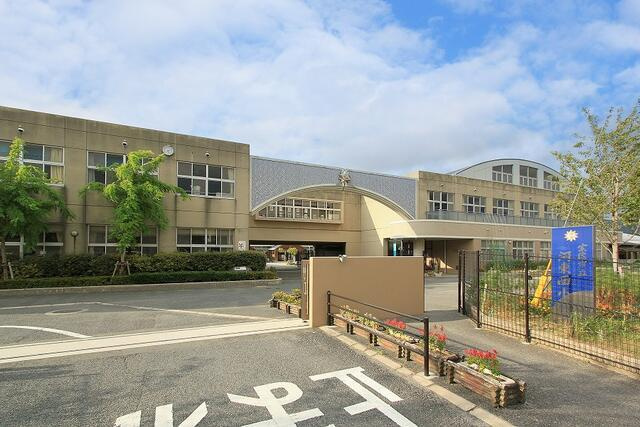 サンコート　宗像市ひかりヶ丘４丁目の周辺|河東西小学校まで320m 