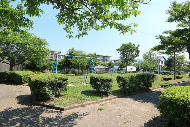 サンコート　宗像市ひかりヶ丘４丁目の周辺|ひかりヶ丘第３号公園まで240m 