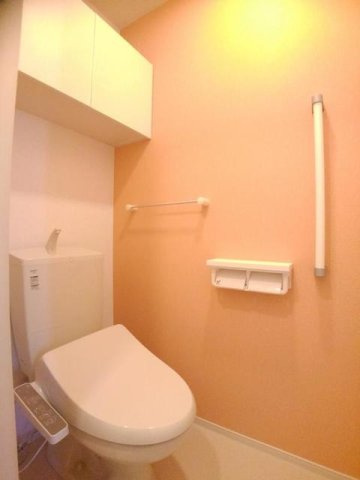 フォレスト　ガーデン　Ａのトイレ