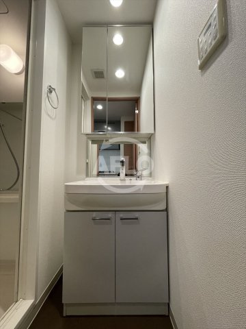 アーバネックス大阪城WESTの独立洗面台|アーバネックス大阪城WEST　独立洗面台