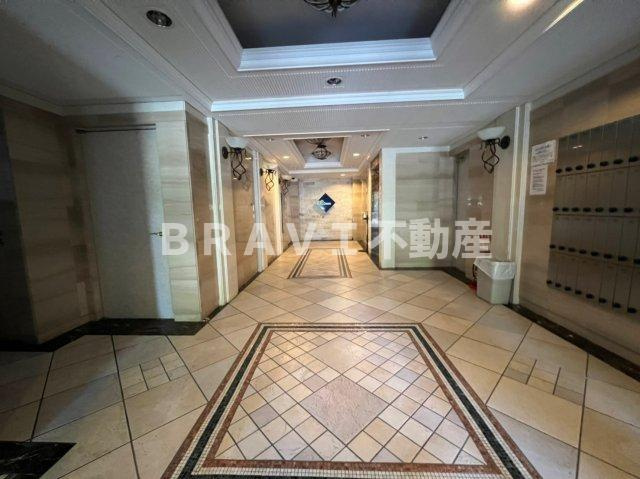 プレサンス大手前パークサイドⅡ　BRAVI不動産のロビー|【プレサンス大手前パークサイドⅡ】建物の内部です