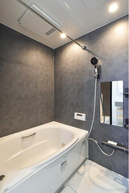 オーパスホームズ白山の浴室|※写真は同タイプの別室になります