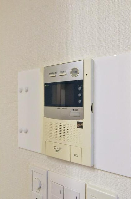 オーパスホームズ白山のセキュリティ|※写真は同タイプの別室になります