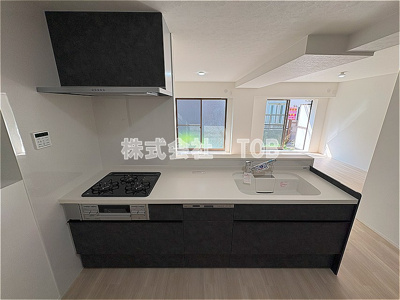 【キッチン】 | テラスブリーズ | ガス3口グリル、食洗器付