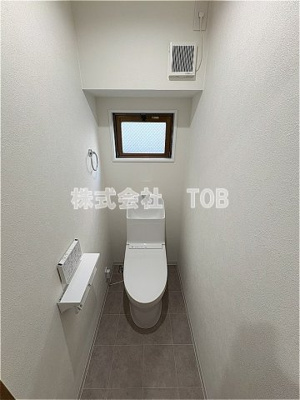 【トイレ】 | テラスブリーズ