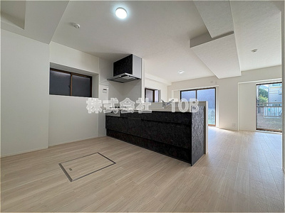 【居間・リビング】 | テラスブリーズ | LDK19帖