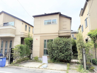 【外観】 | 【仲介手数料２３０万円が無料！！】 ■リフォーム済 ■３ＬＤＫ＋車庫 ■３年保証付き | 【仲介手数料２３０万円が無料！！】
■リフォーム済
■３ＬＤＫ＋車庫
■３年保証付き
■内覧可