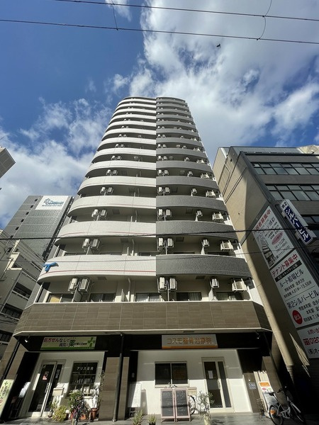 SERENITE堺筋本町SUDの外観