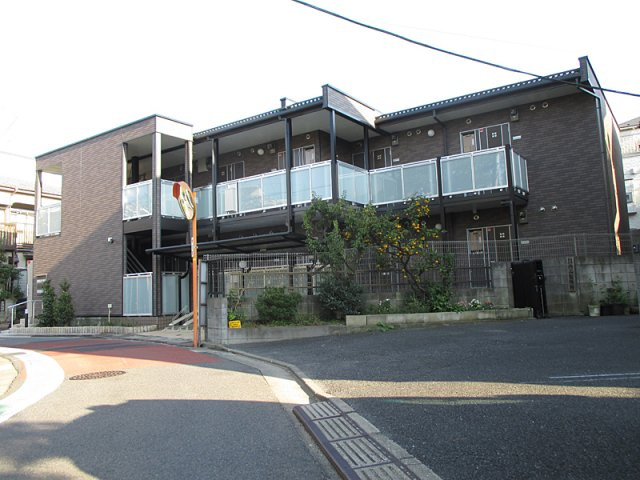 レオネクストグレシア　井口