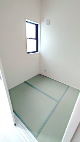 東大阪市日下町7丁目新築戸建の和室