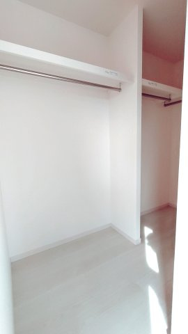 東大阪市日下町7丁目新築戸建の収納