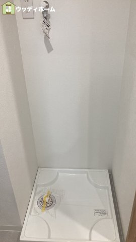 ベルドゥムール新越谷温泉　中古マンションのランドリースペース