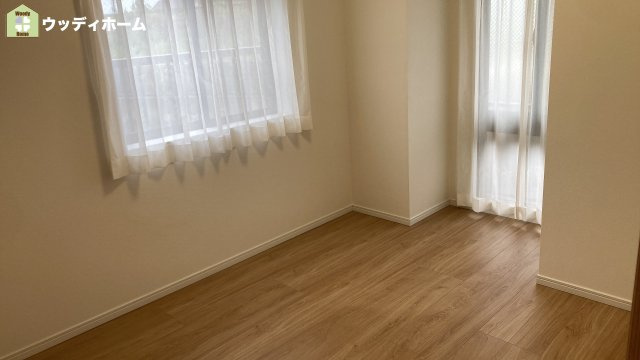 ベルドゥムール新越谷温泉　中古マンションの寝室