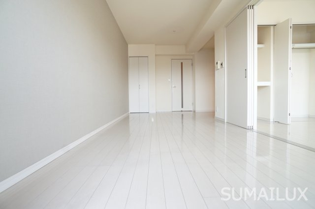 熊本市中央区迎町１丁目の賃貸マンションの居間・リビング