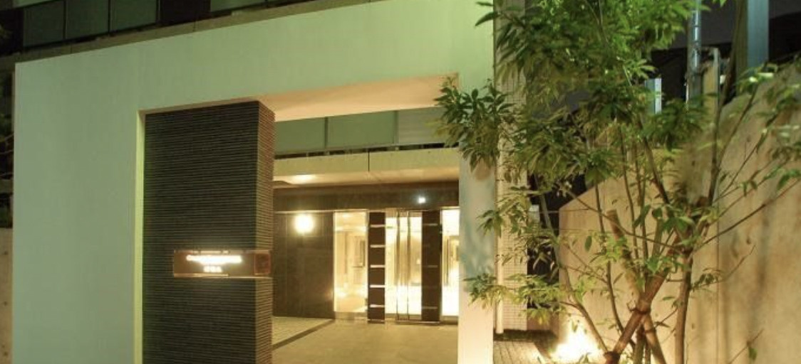 グランドコンシェルジュ新宿北のエントランス