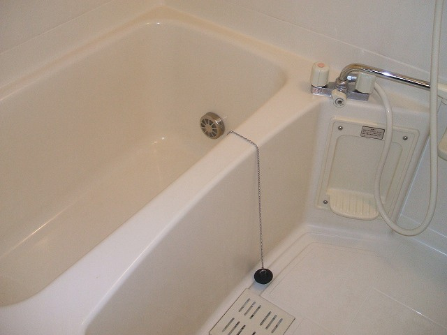 ランパーツ芝久保の浴室