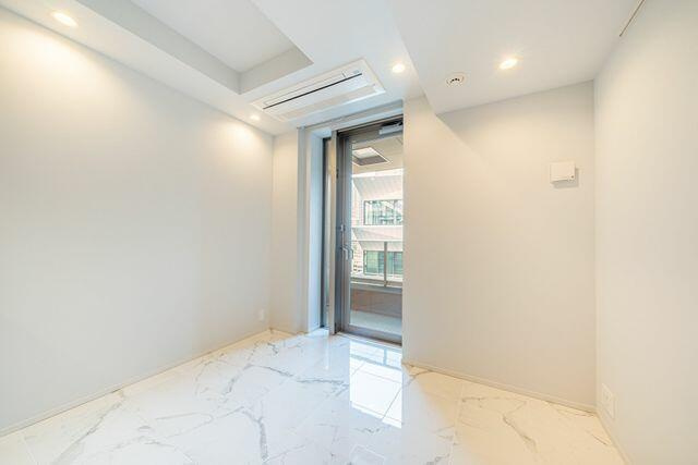 港区三田１丁目の賃貸マンションのロビー|約8.3帖 