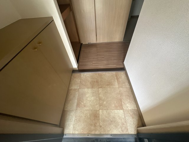 キャッスルハイツの玄関
