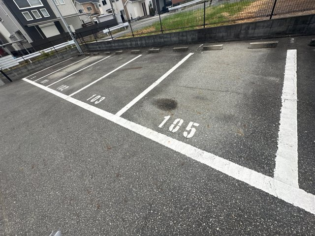 キャッスルハイツの駐車場