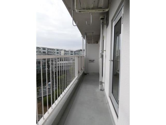 【バルコニー】