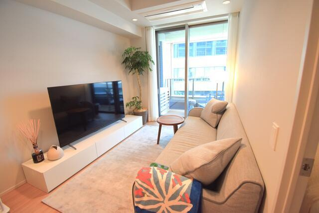 港区三田１丁目の賃貸マンションのロビー|※家具・家電はイメージです。 