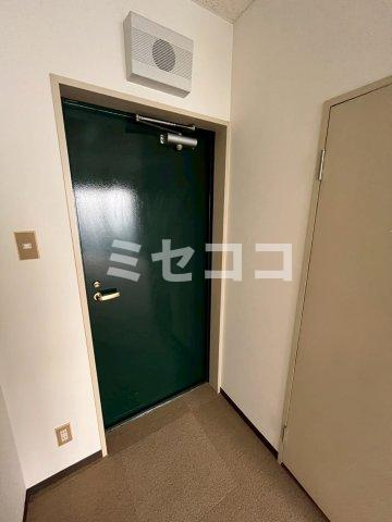 大手前ガーデンズの玄関