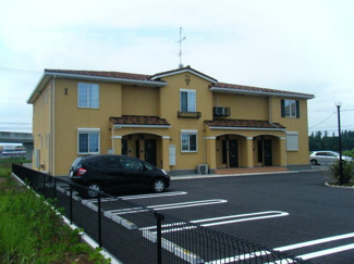 【駐車場】 | サニーヴィレッジⅠ | 駐車場があるので、車を買う予定の方も安心です