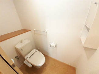 【トイレ】 | サニーヴィレッジⅠ | ゆったりとした空間のトイレです