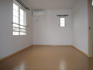 【内装】 | サニーヴィレッジⅠ | 過ごしやすい室内です