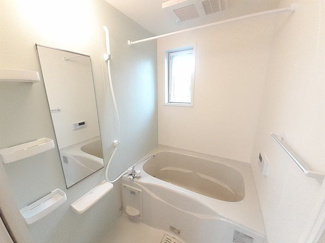 【浴室】 | 高瀬川ハイツⅡ | コンパクトで使いやすいお風呂です