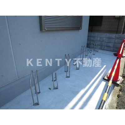 【その他共用部分】 | Ｃａｓａ Ｌｕｐｉｎｕｓ | 駐輪スペース(2～4階用)