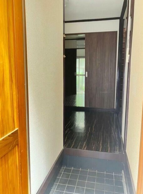 東向島２丁目テラスハウスの玄関