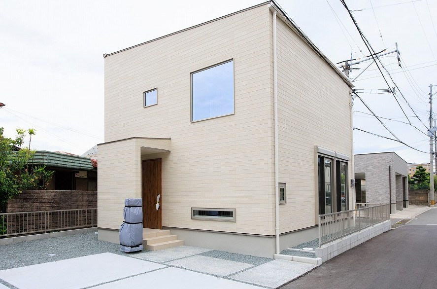 久留米市津福本町の新築一戸建